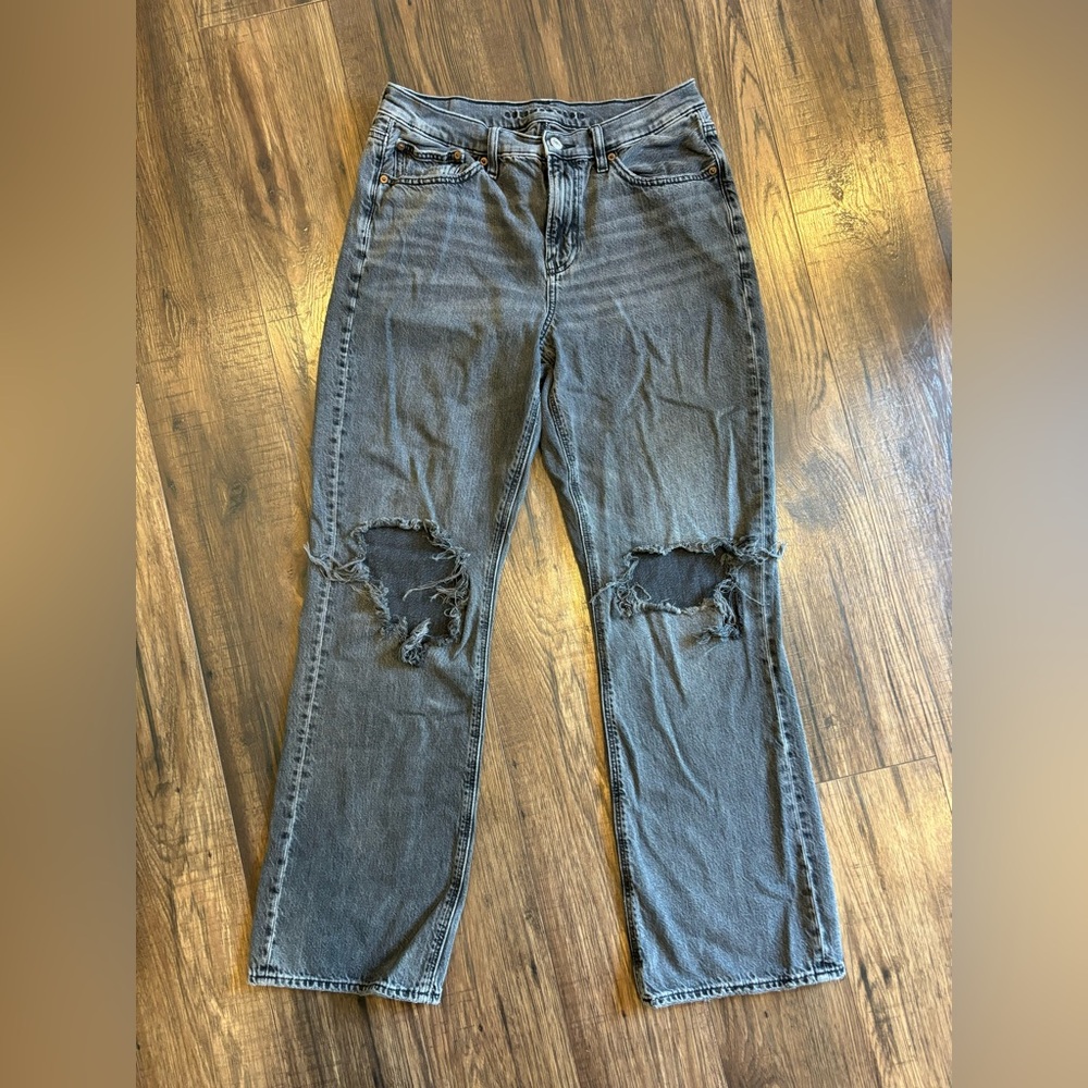 Women’s Size 10 American Eagle Black 90’s Bootcut Distressed Jeans